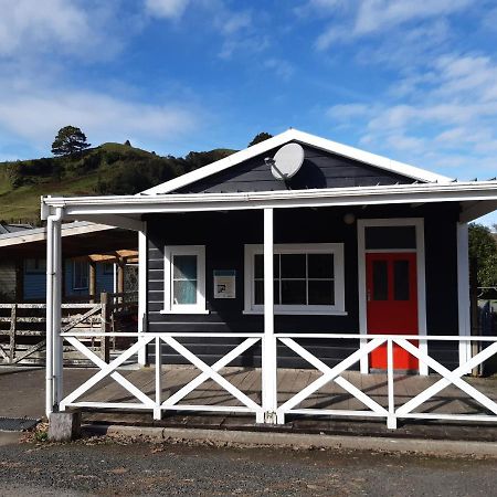 Whanga Butcher Shop Whangamomona Екстериор снимка